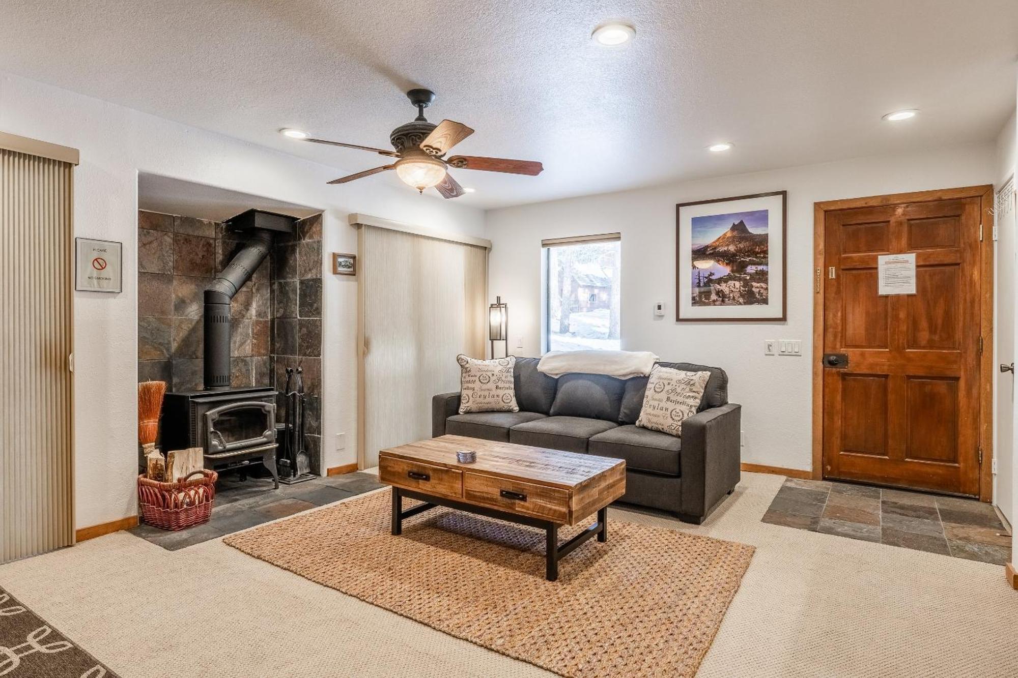 Hidden Valley Village #103 Nicely Updated 1 Bedroom 1 Bathroom Condo Short 10 Min Walk From Village Mammoth Lakes Quarto foto